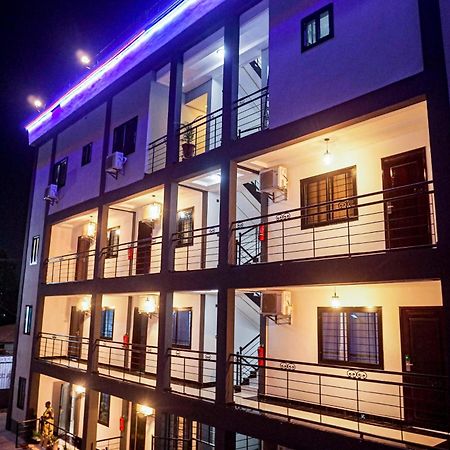 Royal Hillside Apartments And Hotels Yaoundé Zewnętrze zdjęcie