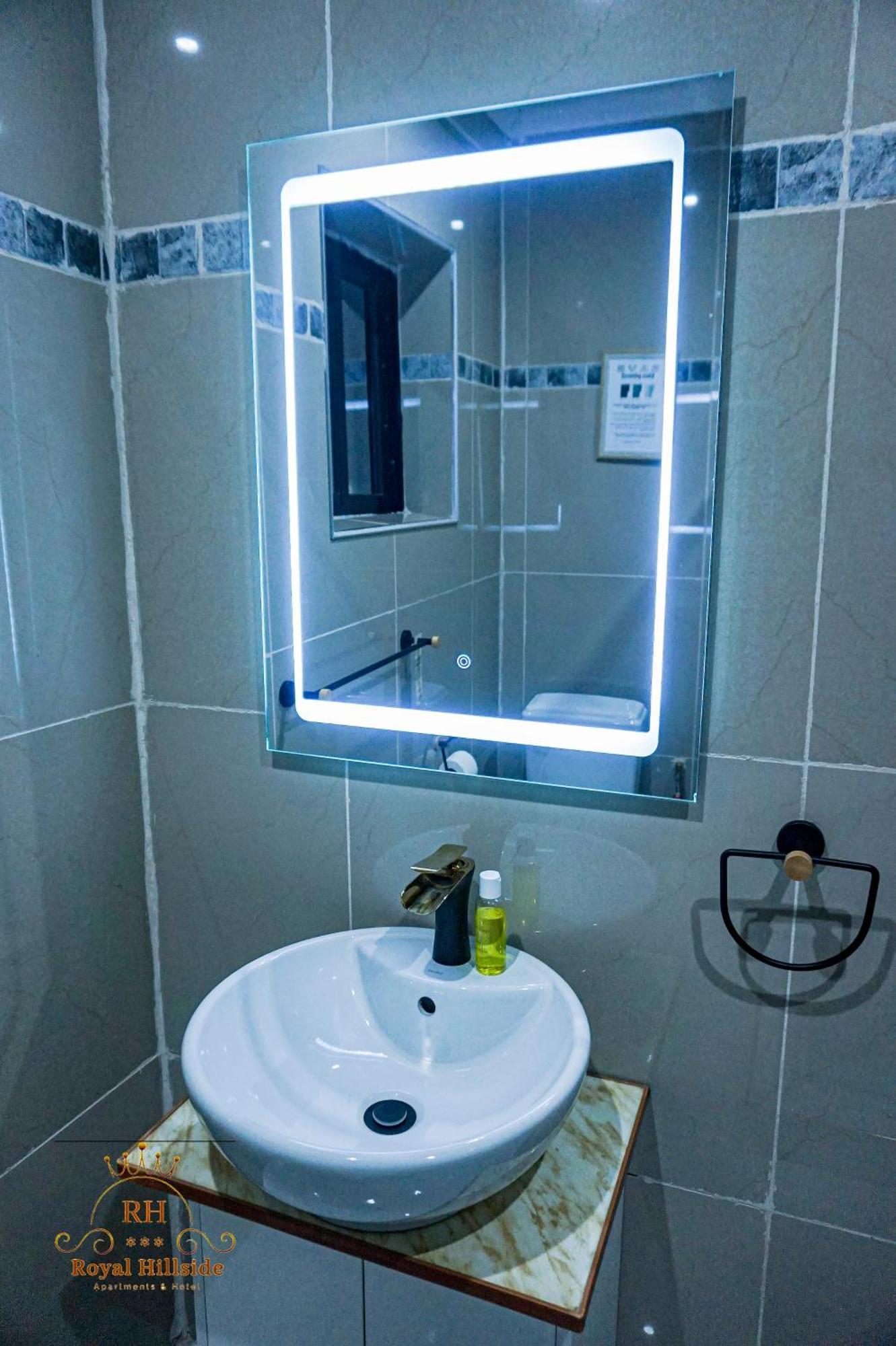Royal Hillside Apartments And Hotels Yaoundé Zewnętrze zdjęcie