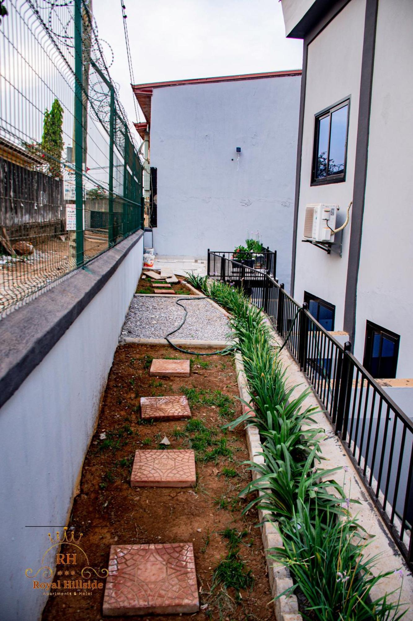 Royal Hillside Apartments And Hotels Yaoundé Zewnętrze zdjęcie